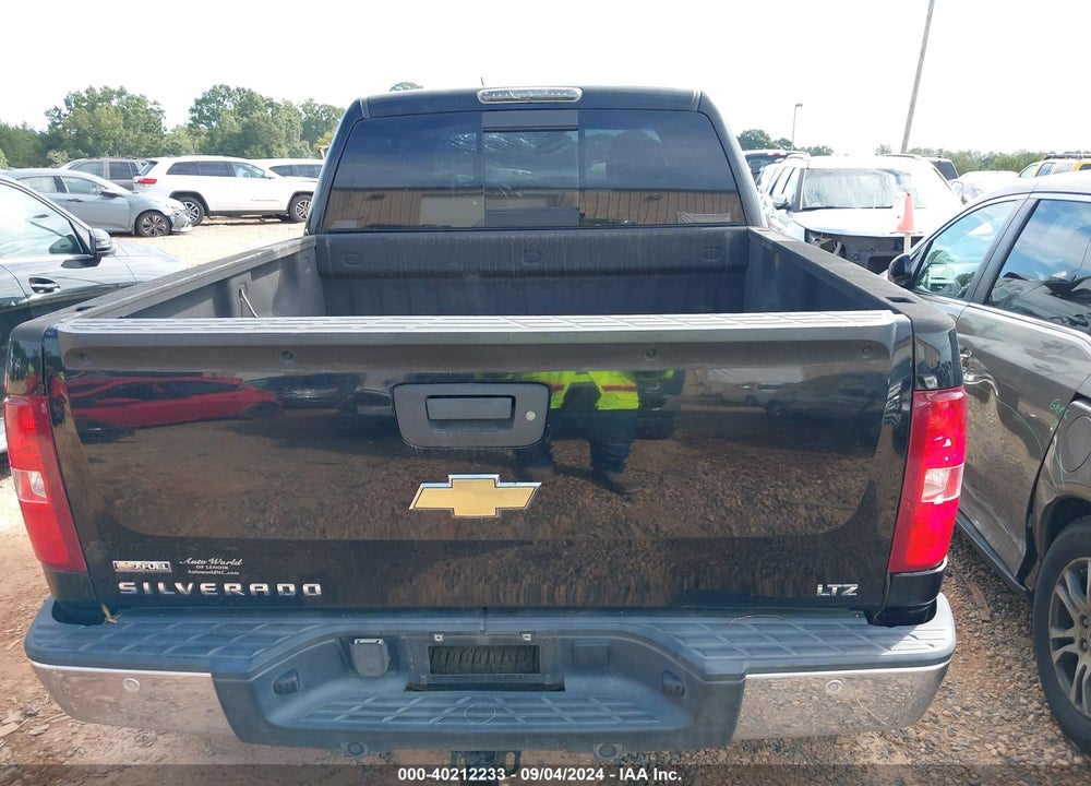 2007 CHEVROLET SILVERADO 1500 LTZ VIN: 2GCEK133171638817