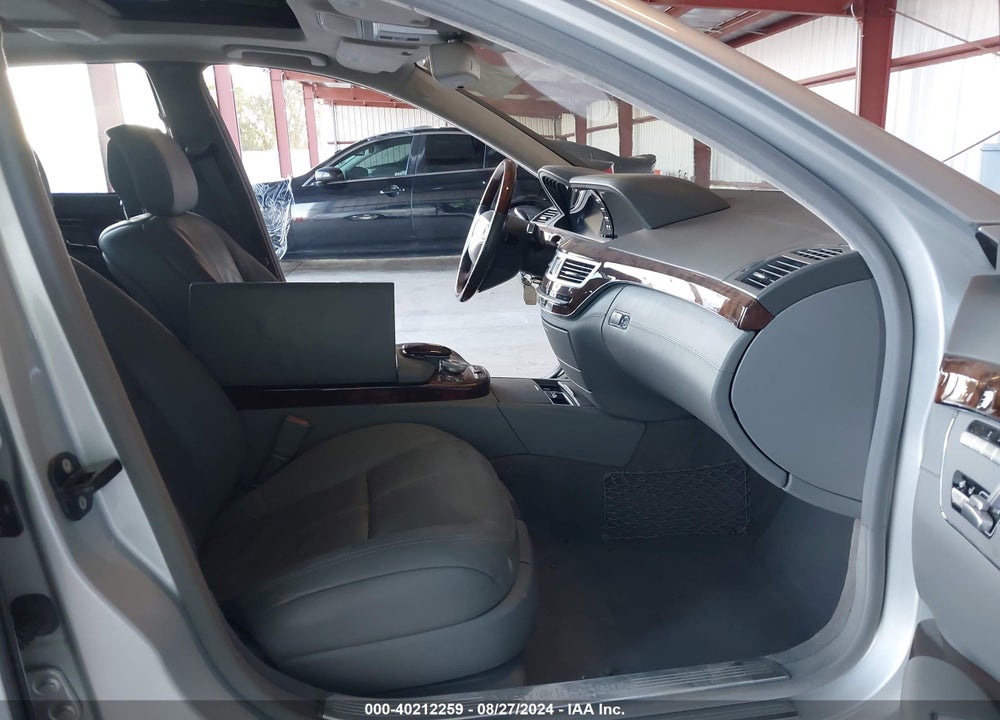 2007 MERCEDES-BENZ S 600 VIN: WDDNG76X87A109847