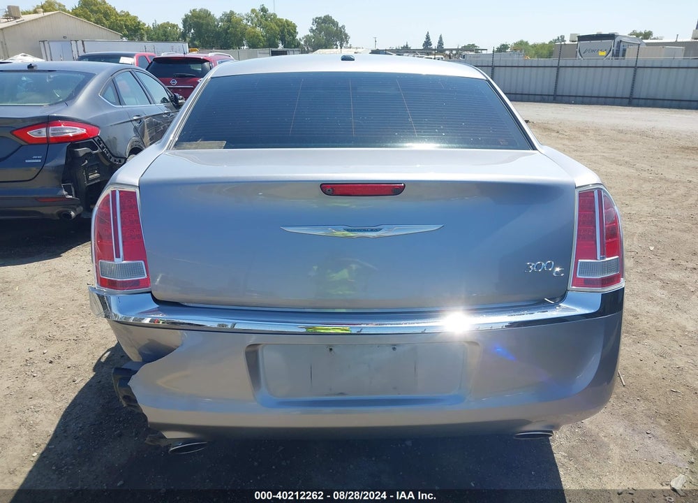 2013 CHRYSLER 300C VIN: 2C3CCAET5DH650543