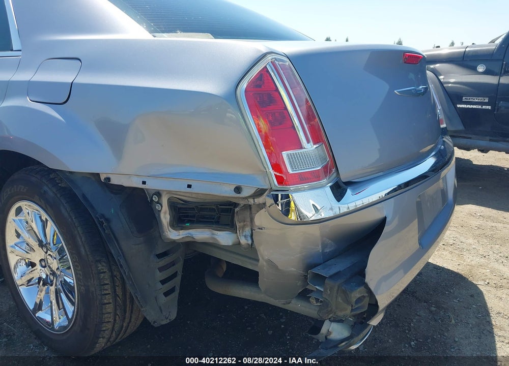 2013 CHRYSLER 300C VIN: 2C3CCAET5DH650543