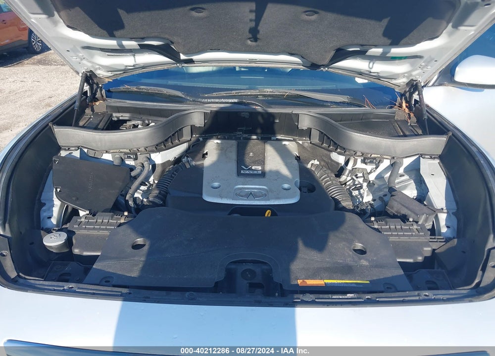 2014 INFINITI QX70 VIN: JN8CS1MU3EM450711