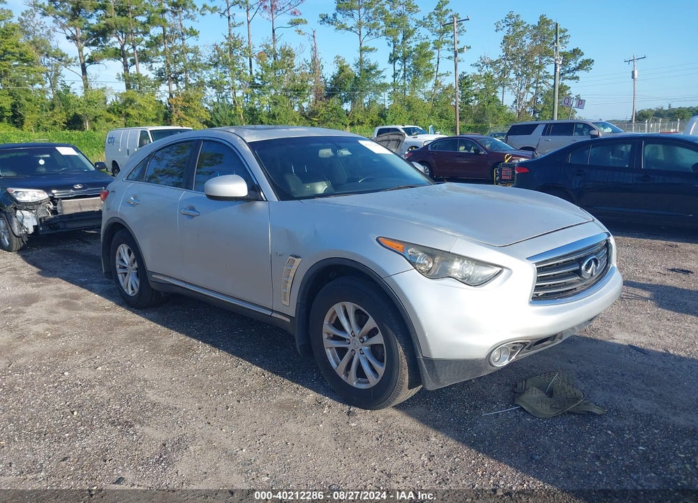 2014 INFINITI QX70 VIN: JN8CS1MU3EM450711