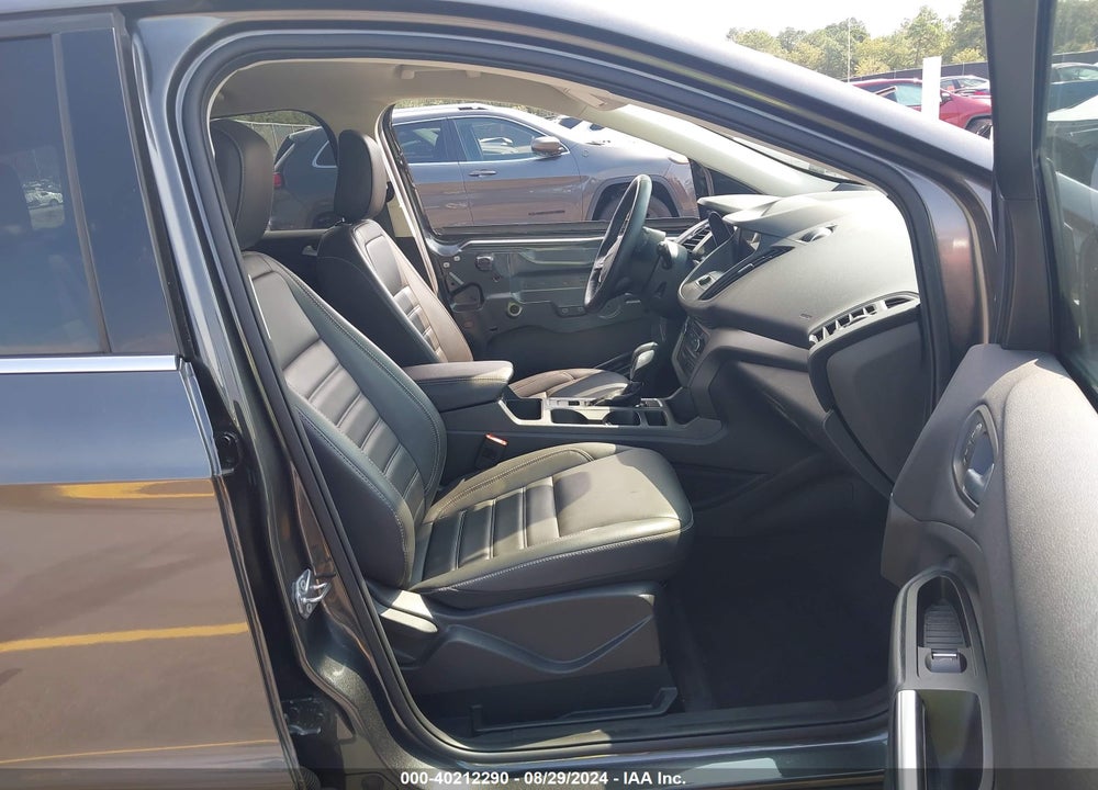 2019 FORD ESCAPE SEL VIN: 1FMCU9HD7KUA84709
