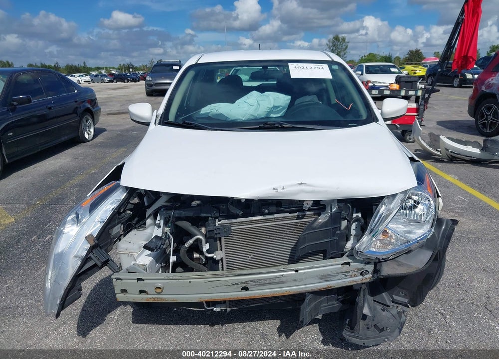 2018 NISSAN VERSA 1.6 SV VIN: 3N1CN7APXJL883938