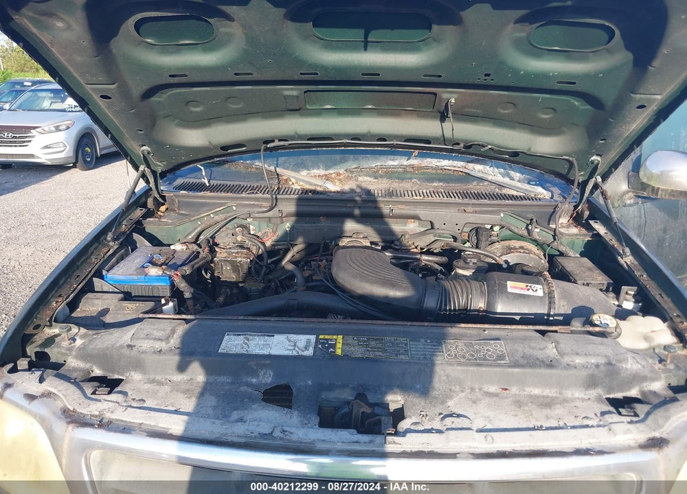 2002 FORD F-150 LARIAT/XLT VIN: 1FTRW07L12KA10811