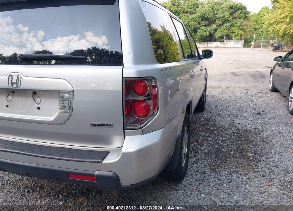 2006 HONDA PILOT EX VIN: 2HKYF184X6H547934