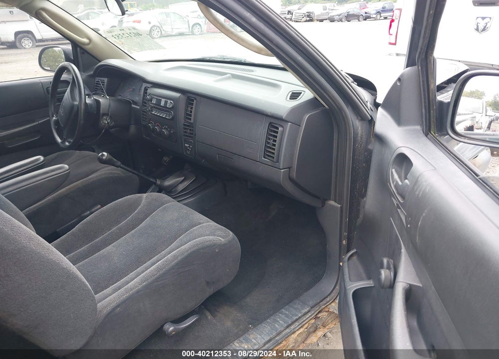 2004 DODGE DAKOTA VIN: 1D7FL16K14S602955