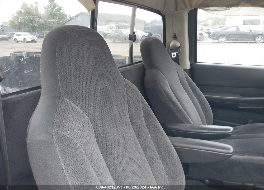 2004 DODGE DAKOTA VIN: 1D7FL16K14S602955