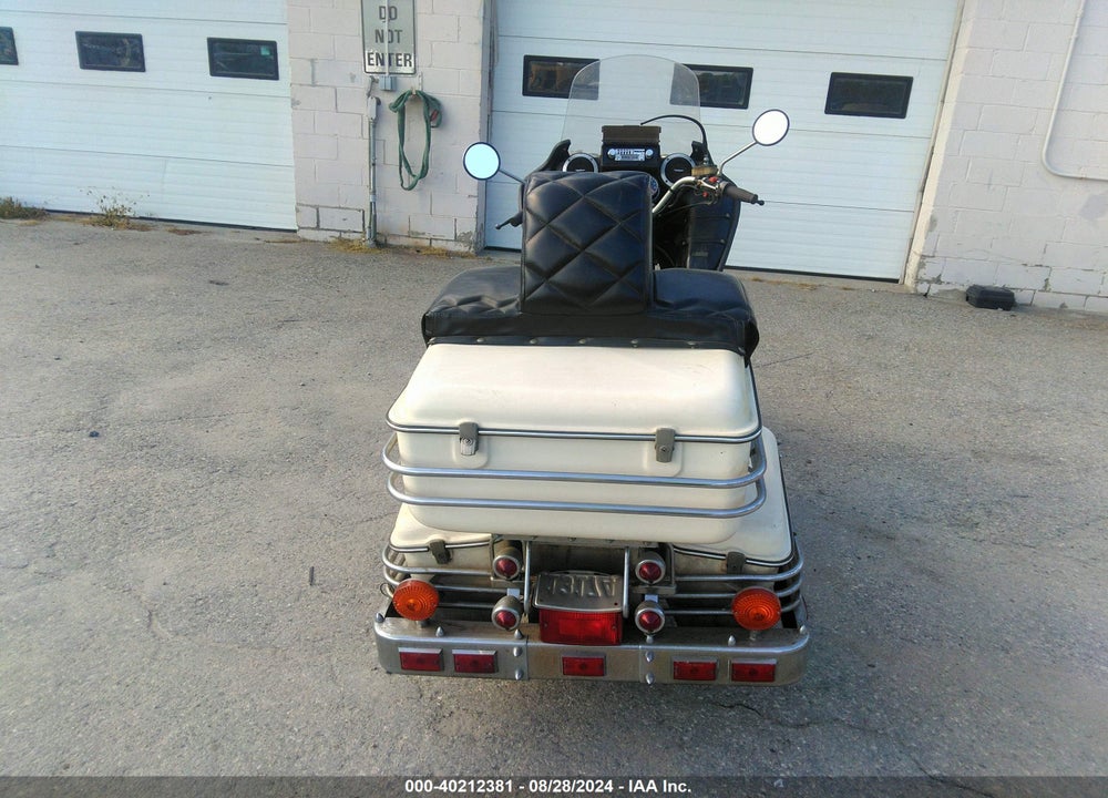 1981 HONDA CB900 C VIN: JH2SC0401BC102555