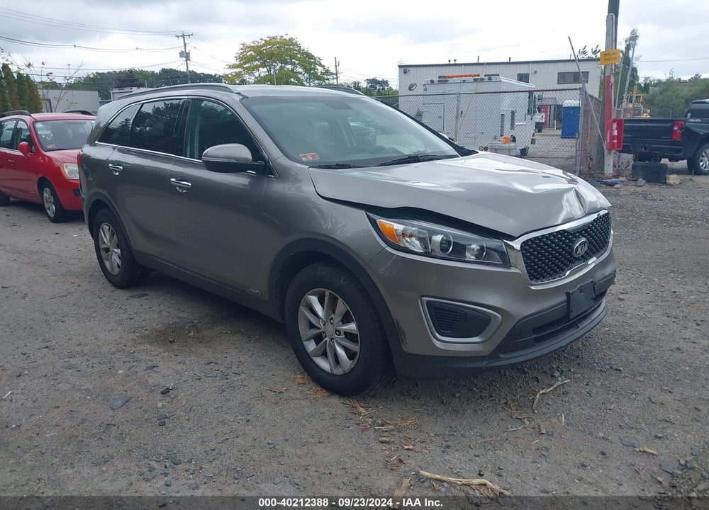 2016 KIA SORENTO 2.4L LX VIN: 5XYPGDA38GG148203