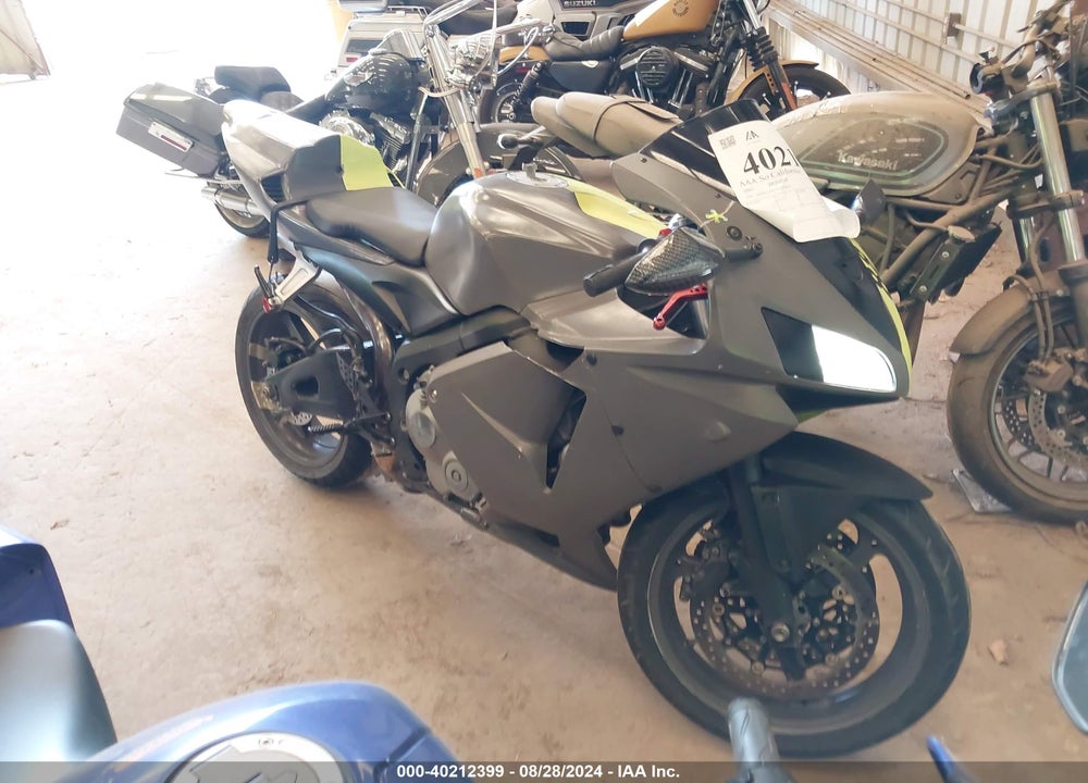2005 HONDA CBR600 RR VIN: JH2PC37195M202834