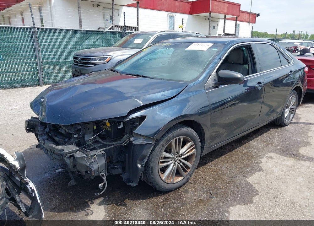2015 TOYOTA CAMRY SE VIN: 4T1BF1FK8FU102990