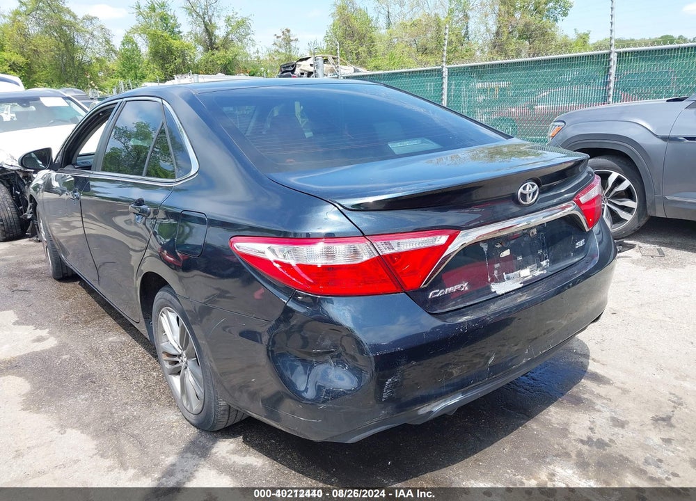 2015 TOYOTA CAMRY SE VIN: 4T1BF1FK8FU102990