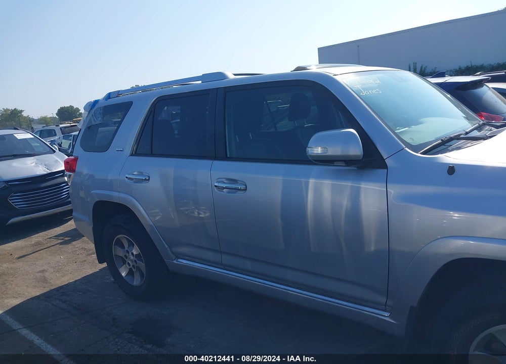 2011 TOYOTA 4RUNNER SR5 V6 VIN: JTEZU5JR8B5030418
