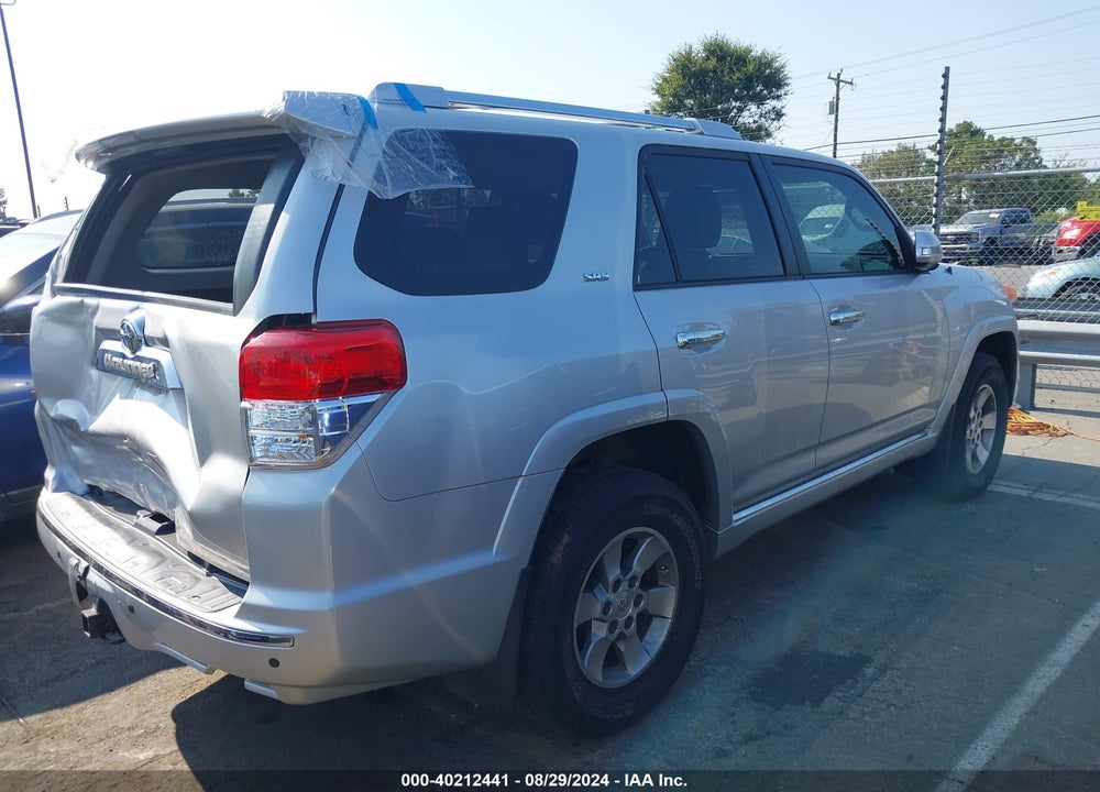 2011 TOYOTA 4RUNNER SR5 V6 VIN: JTEZU5JR8B5030418