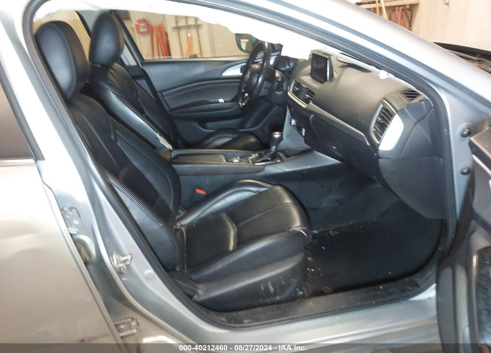 2018 MAZDA 3 TOURING VIN: 3MZBN1V38JM205743