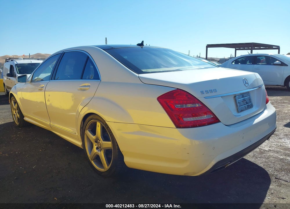 2013 MERCEDES-BENZ S 550 VIN: WDDNG7DB5DA523512