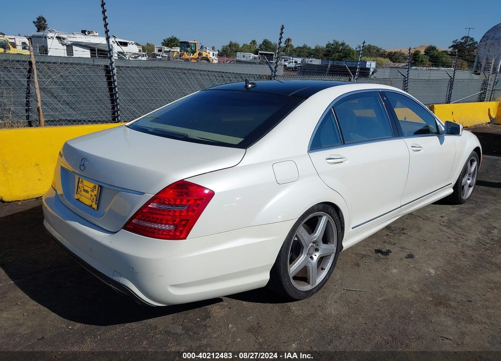 2013 MERCEDES-BENZ S 550 VIN: WDDNG7DB5DA523512