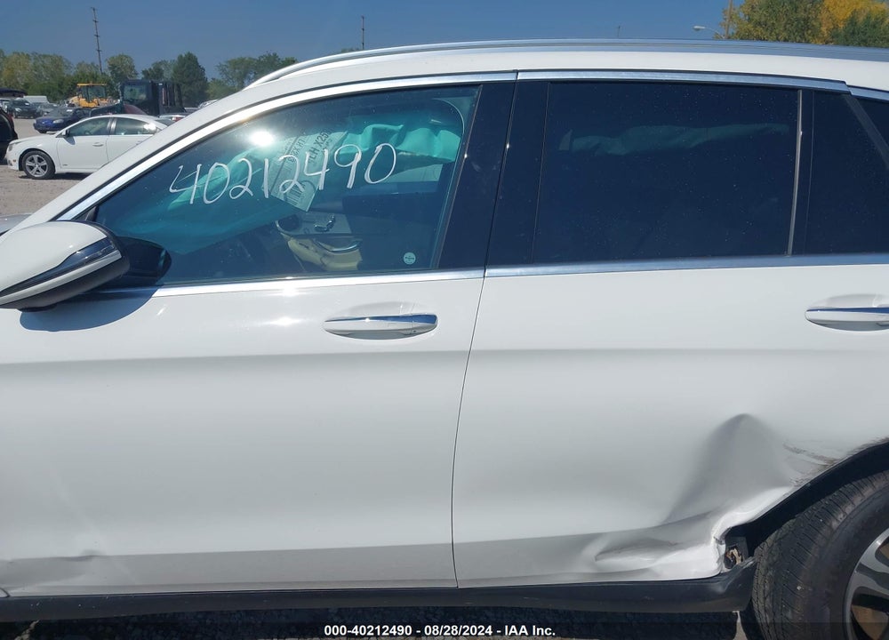 2019 MERCEDES-BENZ GLC 300 4MATIC VIN: WDC0G4KB7KV158532