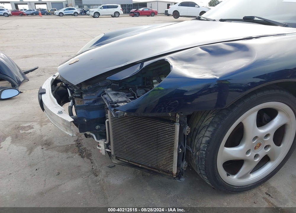 2000 PORSCHE BOXSTER VIN: WP0CA2982YU621890