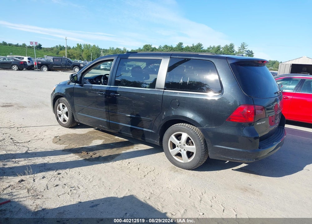 2011 VOLKSWAGEN ROUTAN SE VIN: 2V4RW3DG0BR669740