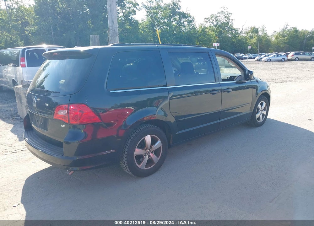 2011 VOLKSWAGEN ROUTAN SE VIN: 2V4RW3DG0BR669740