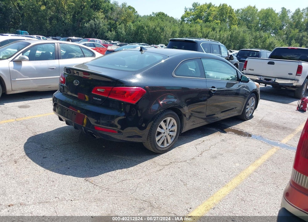 2016 KIA FORTE KOUP EX VIN: KNAFX6A86G5585352