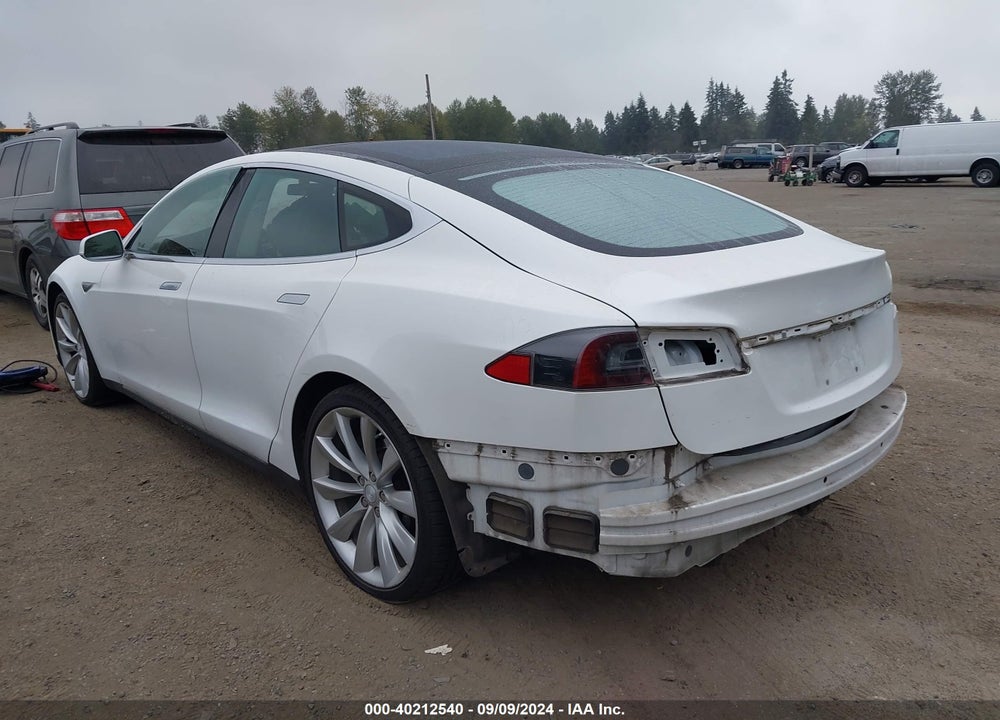 2013 TESLA MODEL S VIN: 5YJSA1CN5DFP20873