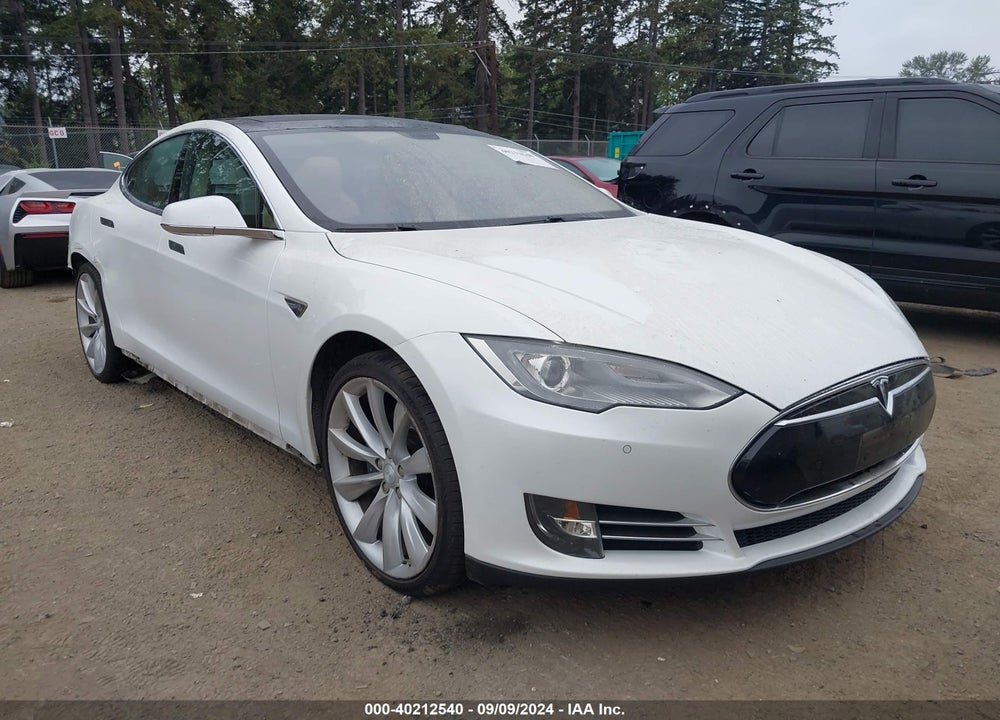 2013 TESLA MODEL S VIN: 5YJSA1CN5DFP20873