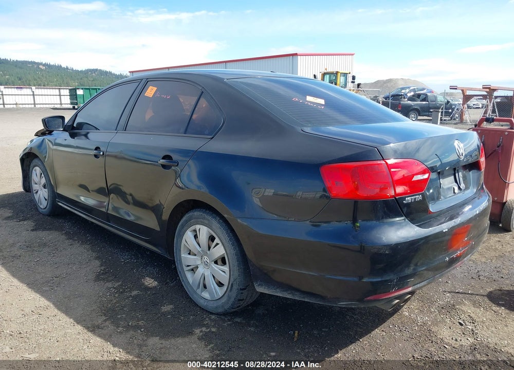 2013 VOLKSWAGEN JETTA 2.0L S VIN: 3VW2K7AJ7DM212574
