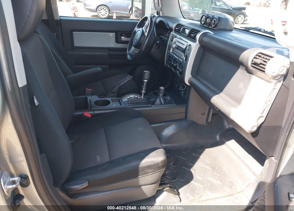 2010 TOYOTA FJ CRUISER VIN: JTEBU4BF9AK096038