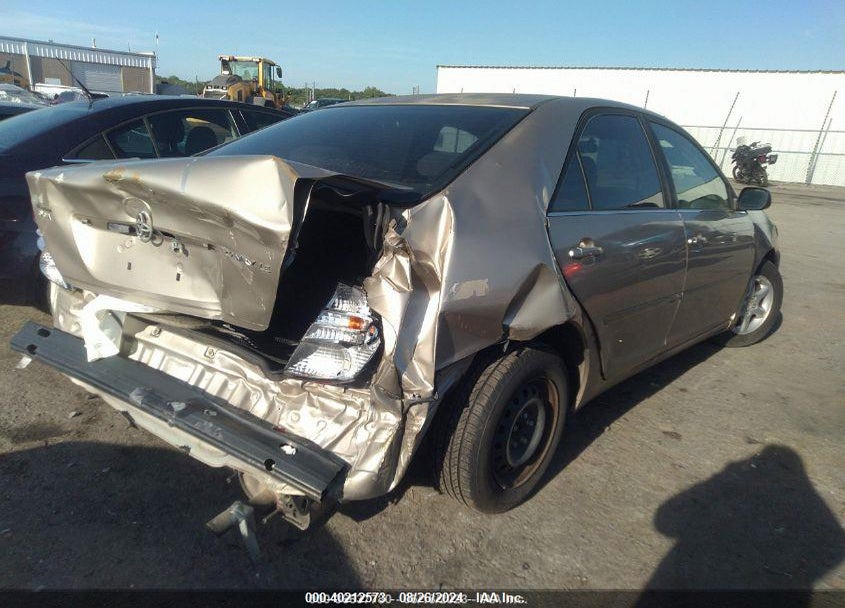 2002 TOYOTA CAMRY LE VIN: JTDBE32K120137414