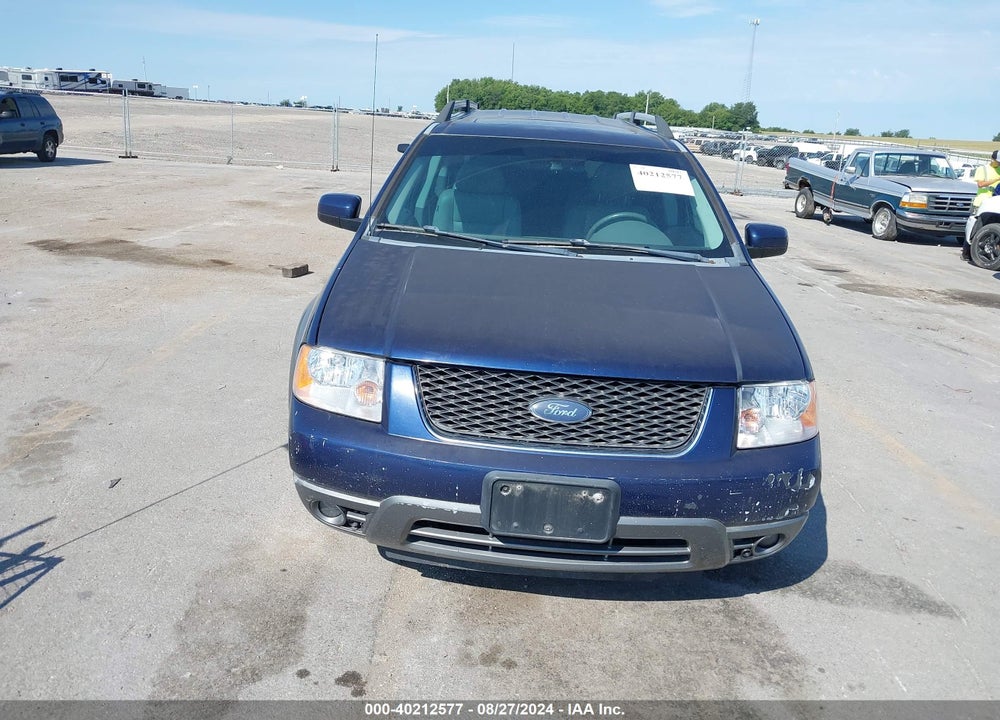 2007 FORD FREESTYLE SEL VIN: 1FMDK021X7GA37605