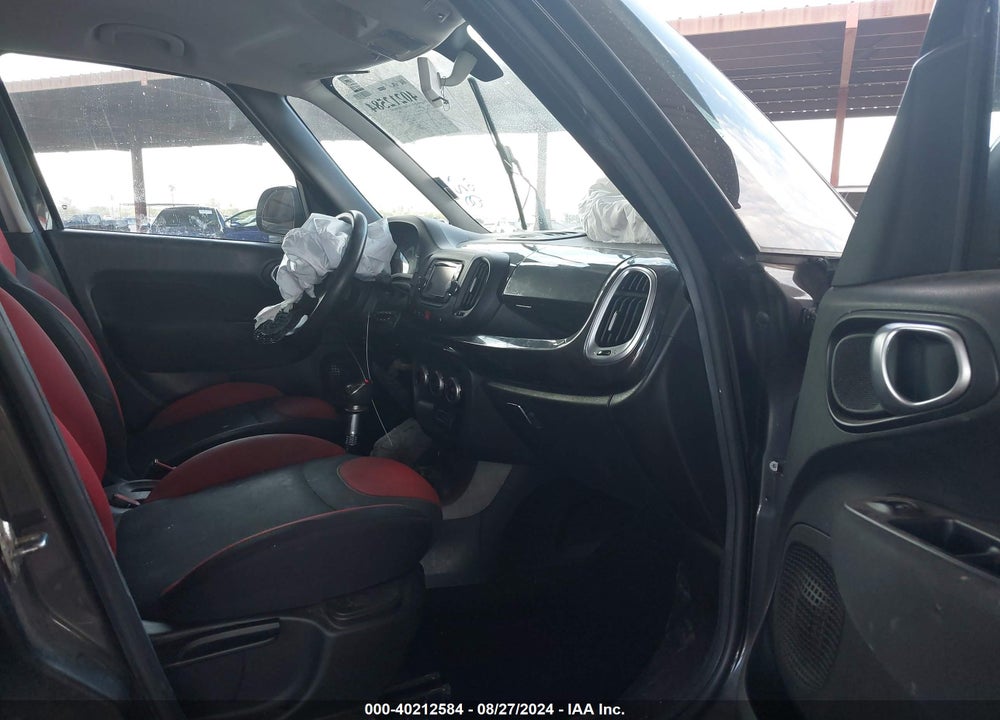 2016 FIAT 500L POP VIN: ZFBCFAAH7GZ038209