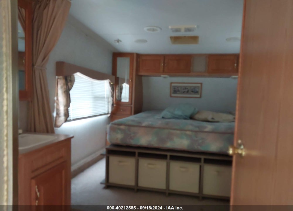 2003 DUTCHMEN CLASSIC FIFTH WHEEL VIN: 47CF40S273G509297