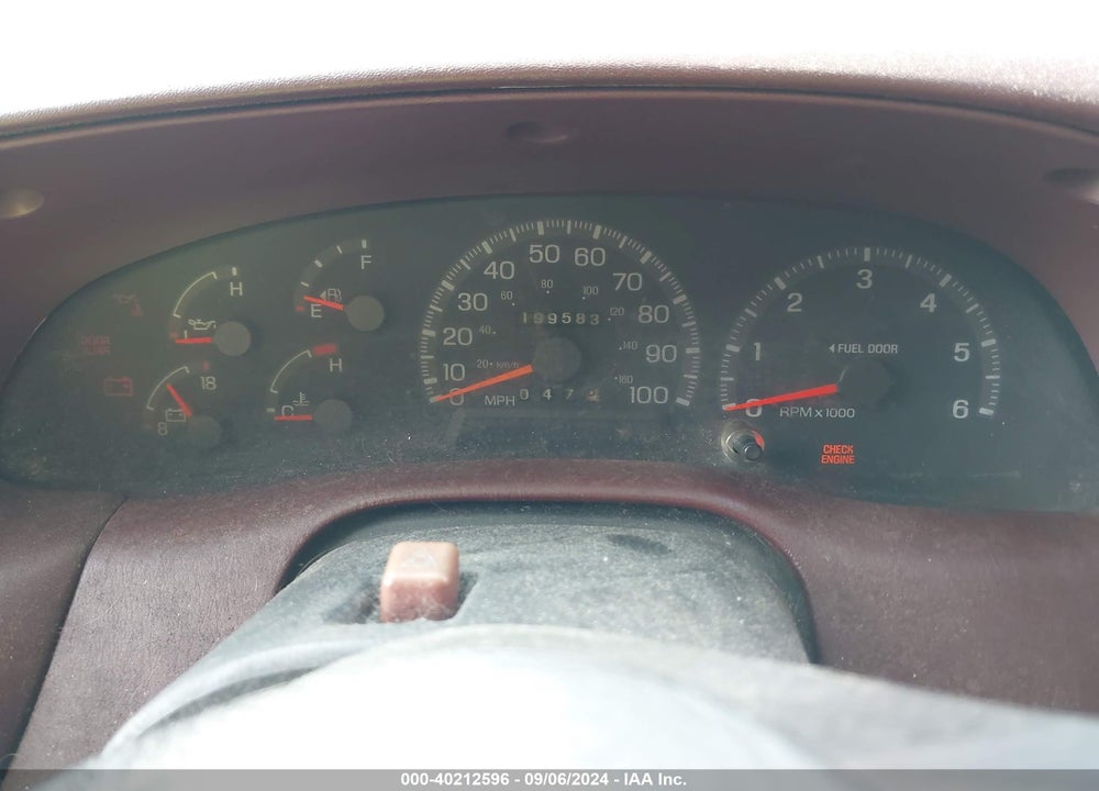 1998 FORD F-150 STANDARD/XL/XLT VIN: 1FTZX1723WNA22084