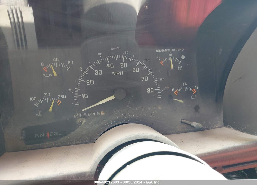 1994 CHEVROLET SUBURBAN C1500 VIN: 1GNEC16K7RJ373241