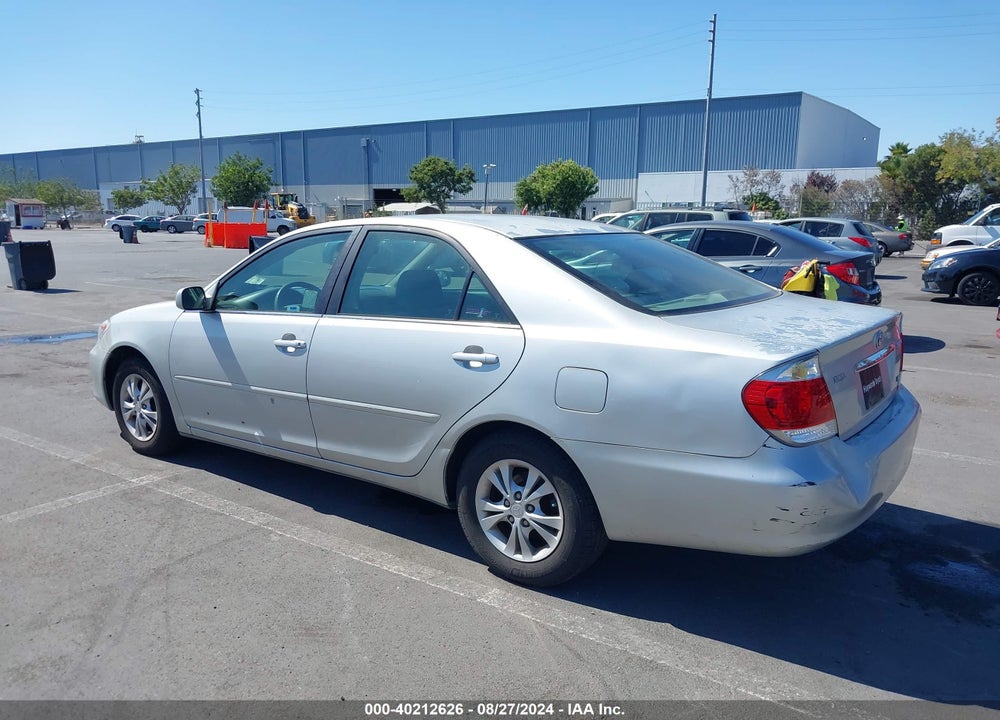 2005 TOYOTA CAMRY LE V6 VIN: 4T1BF30K25U601979