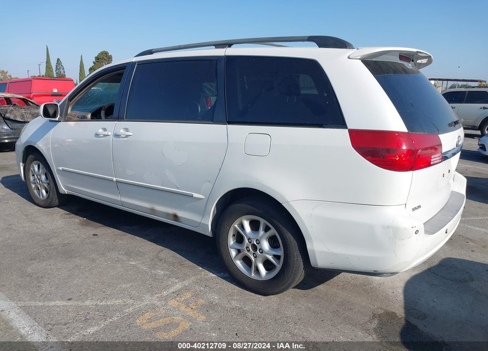 2005 TOYOTA SIENNA XLE LIMITED VIN: 5TDBA22CX5S037585