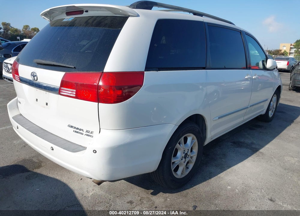 2005 TOYOTA SIENNA XLE LIMITED VIN: 5TDBA22CX5S037585