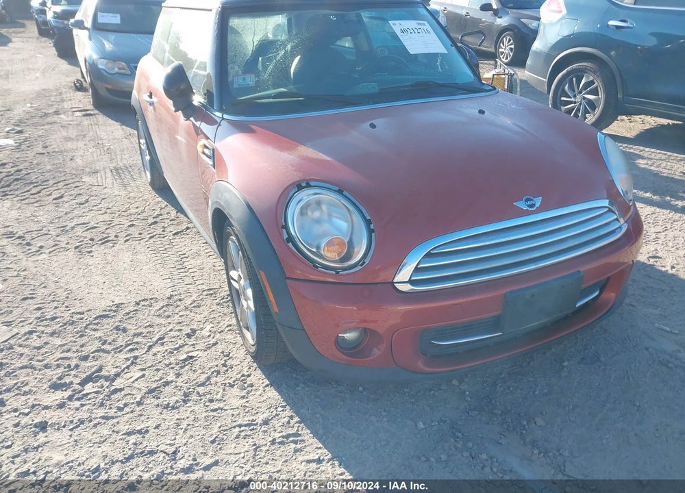 2012 MINI COOPER VIN: WMWSU3C50CT257150