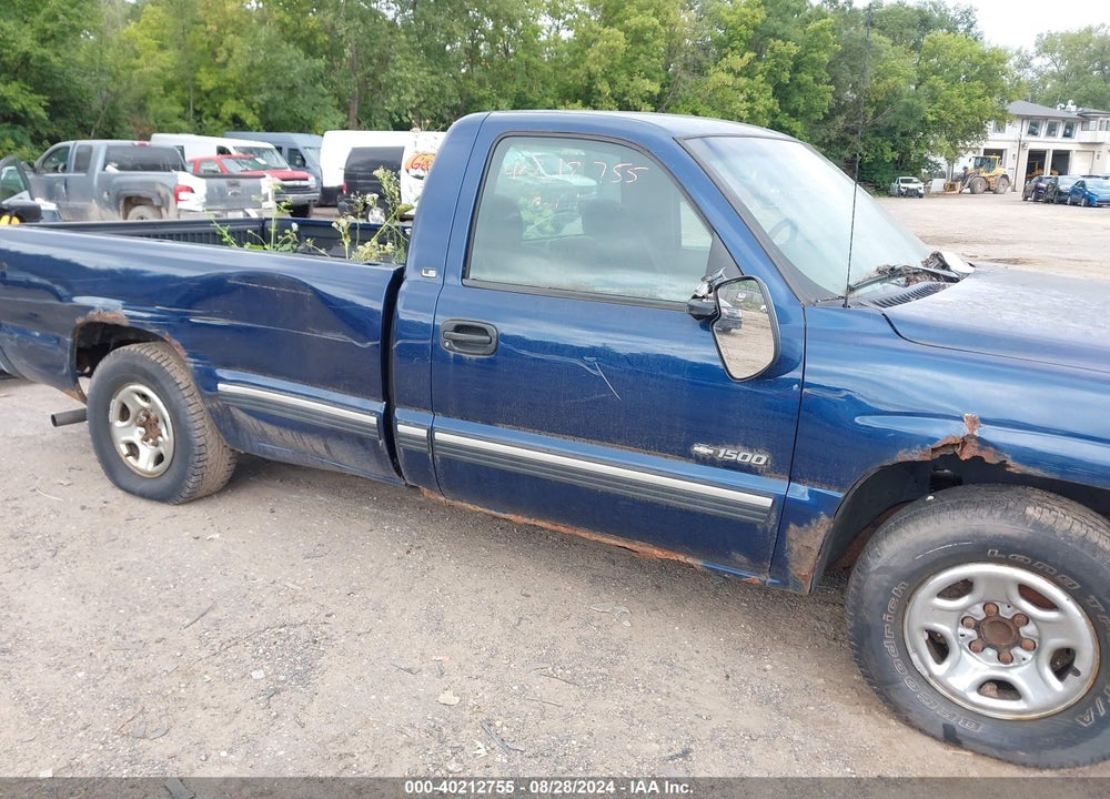 2001 CHEVROLET SILVERADO 1500 LS VIN: 1GCEC14V91E245831