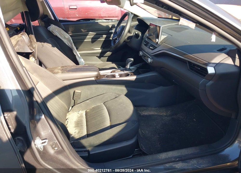 2024 NISSAN ALTIMA SV FWD VIN: 1N4BL4DV6RN383896
