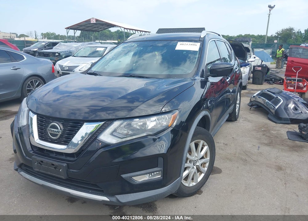 2018 NISSAN ROGUE SV VIN: KNMAT2MV9JP521823