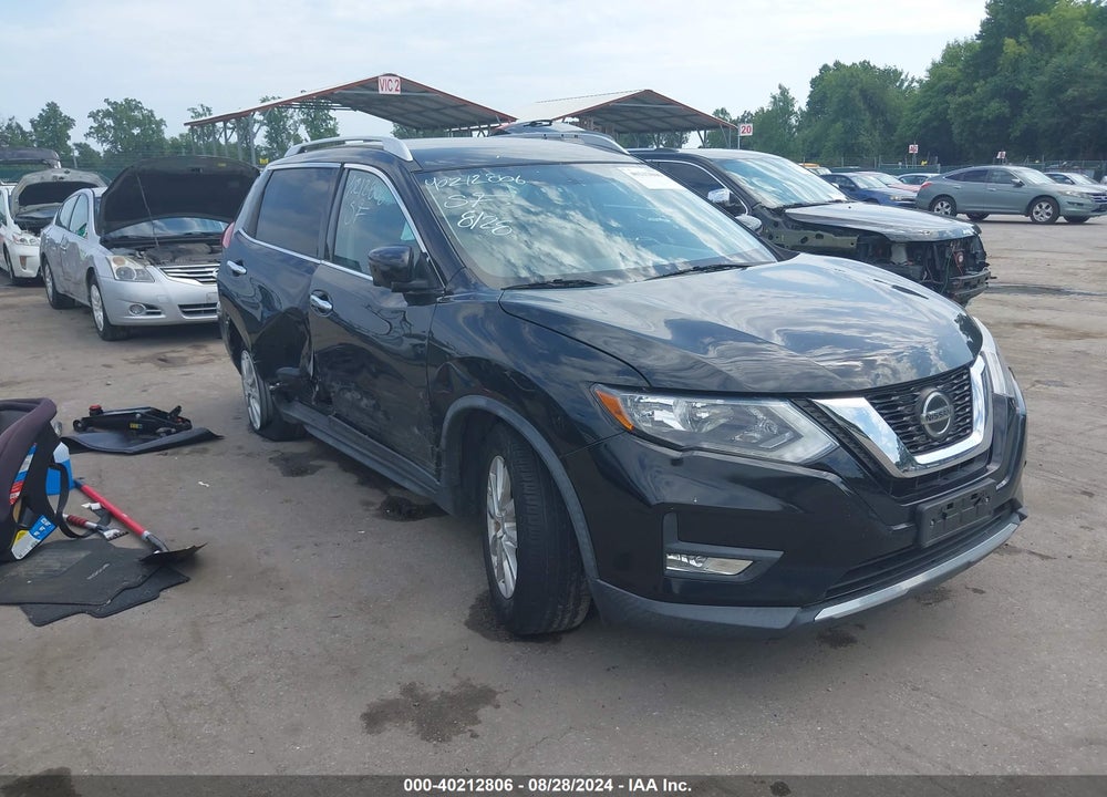 2018 NISSAN ROGUE SV VIN: KNMAT2MV9JP521823