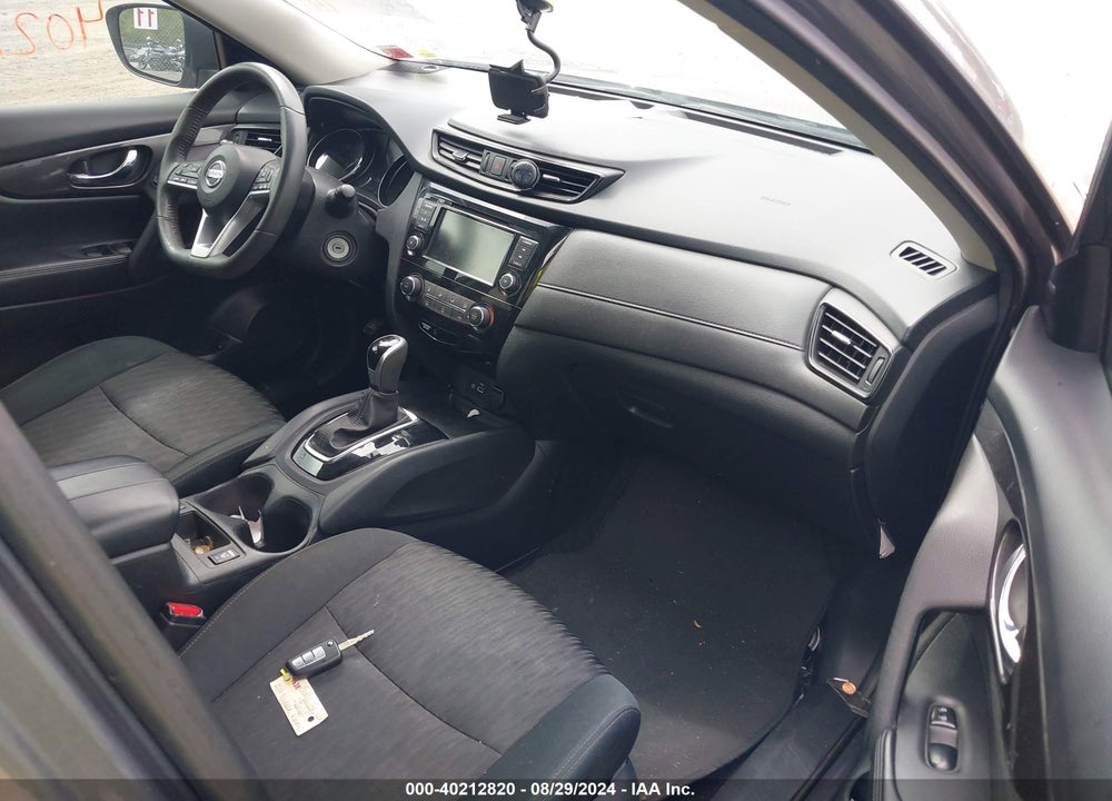 2019 NISSAN ROGUE S VIN: 5N1AT2MT4KC835916