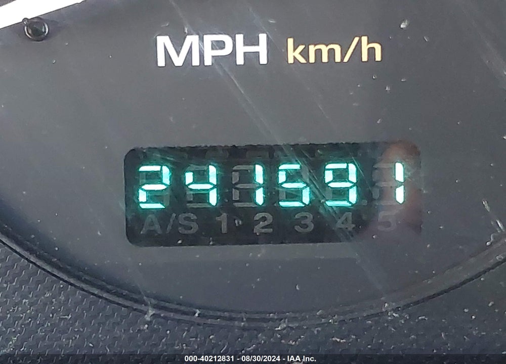 2002 JEEP GRAND CHEROKEE VIN: 1J4GW48S32C121157