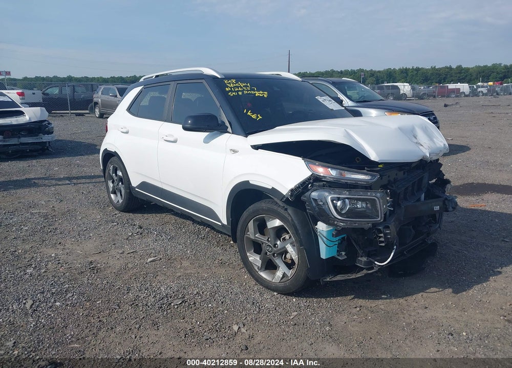 2022 HYUNDAI VENUE LIMITED VIN: KMHRC8A33NU134289