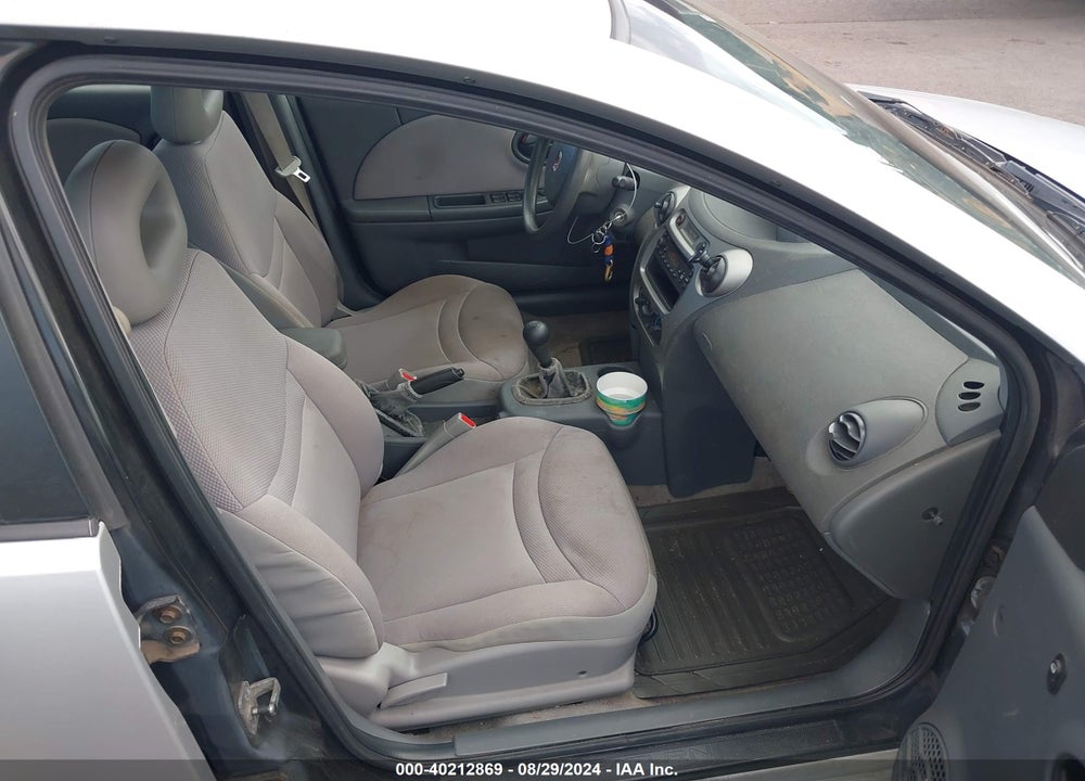 2004 SATURN ION 2 VIN: 1G8AZ52F34Z186346