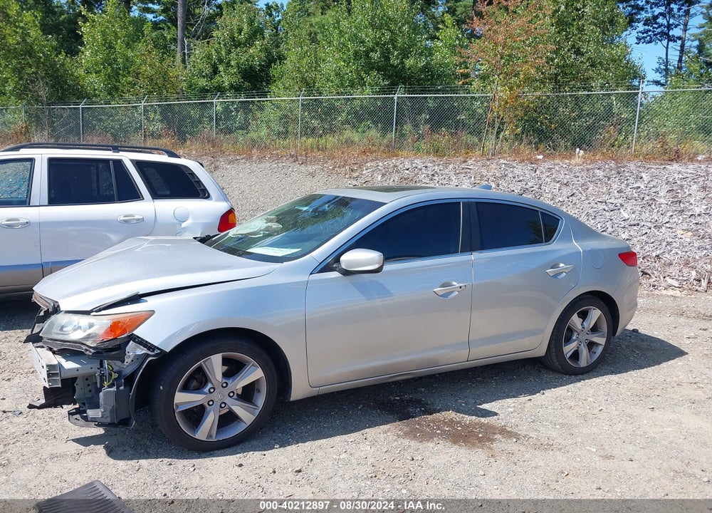 2013 ACURA ILX 2.0L VIN: 19VDE1F5XDE006972